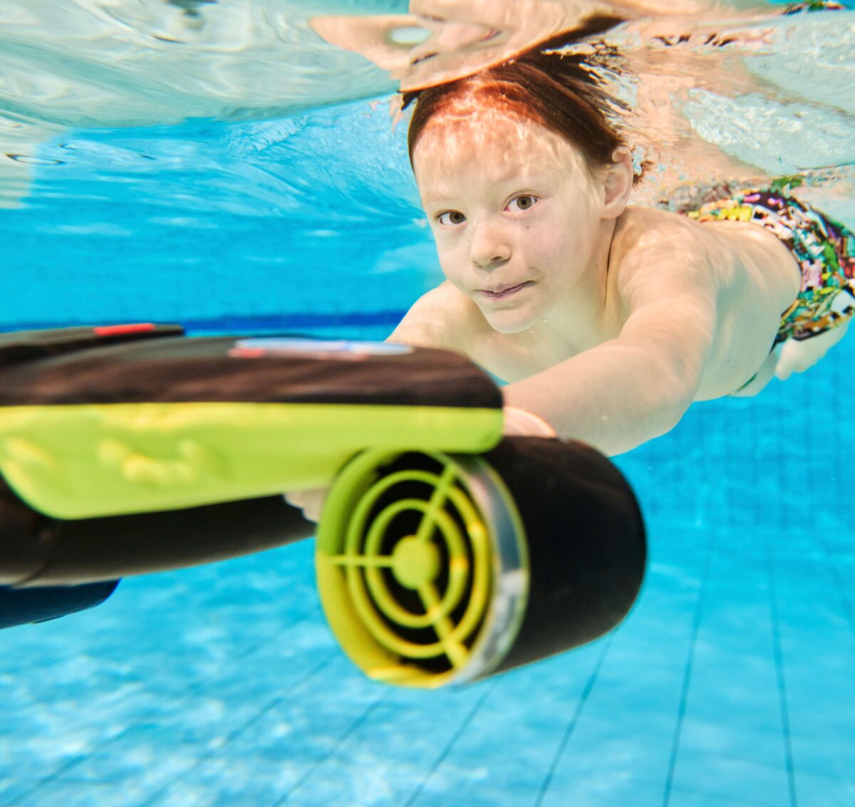 Schwimmender Scooter